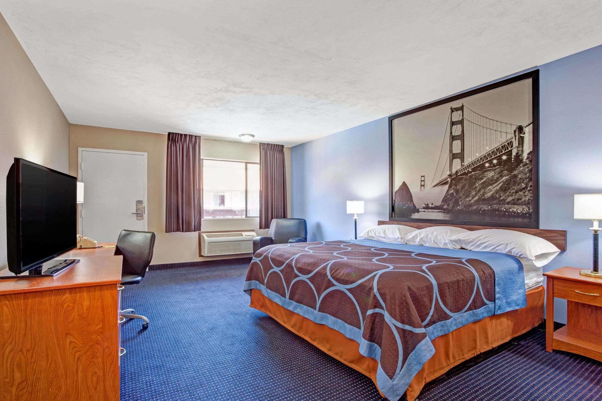 Super 8 By Wyndham Motel 2*